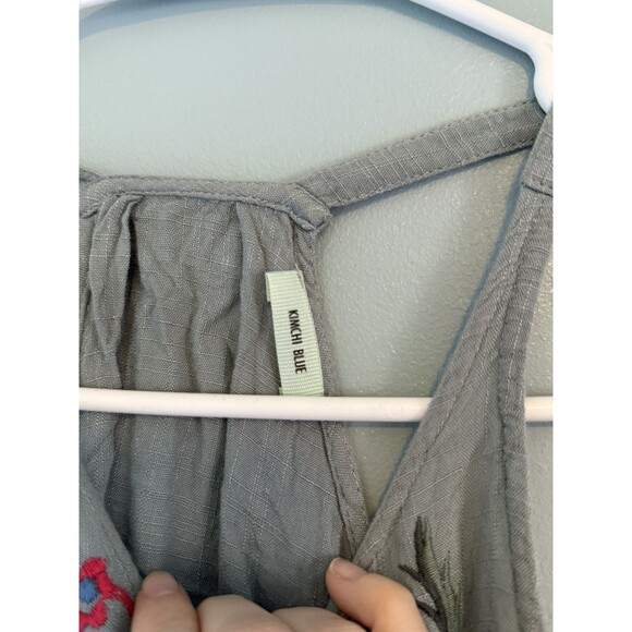 Womens Top Kimchi Blue Urban Outfitters 360 Swing Crop Embroidered Flower Size S - Picture 2 of 2